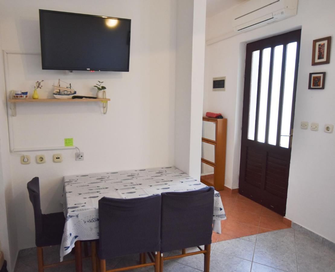 Apartment Murva Primosten Exterior photo