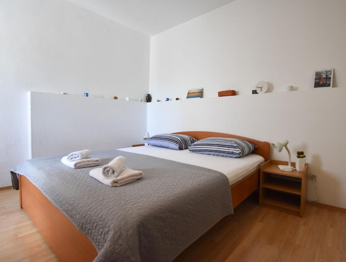 Apartment Murva Primosten Exterior photo