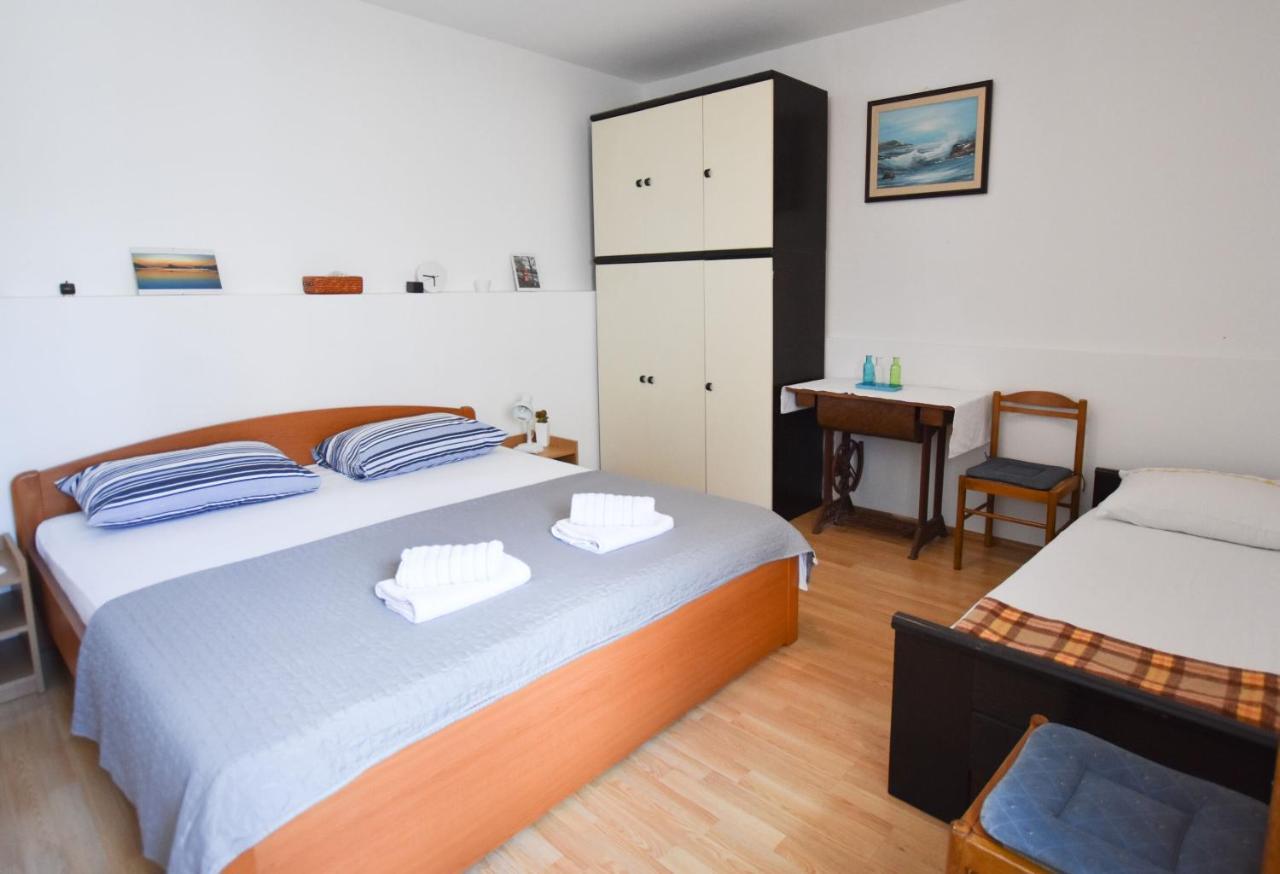 Apartment Murva Primosten Exterior photo